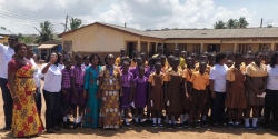 Message du réseau des Femmes Professionnelles du Secteur EAH du Ghana  aux élèves : &quot;la menstruation ne devrait pas vous freiner&quot;